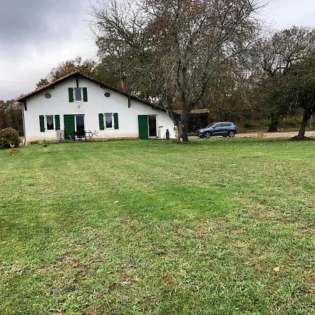 Alojamento de Acomodação e Pequeno-almoço Chambres d’hôtes Arremounon Lamothe (Landes)