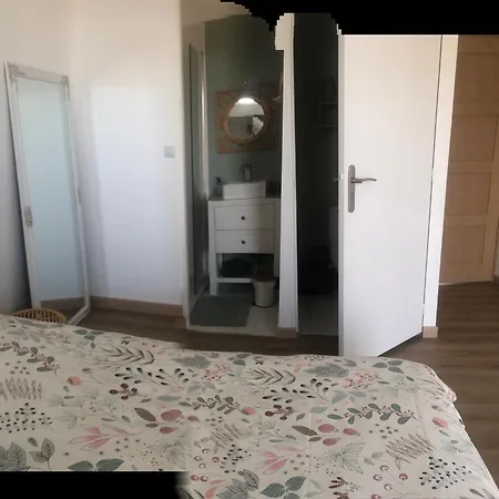 Chambres d’hôtes Arremounon Alojamento de Acomodação e Pequeno-almoço 3*